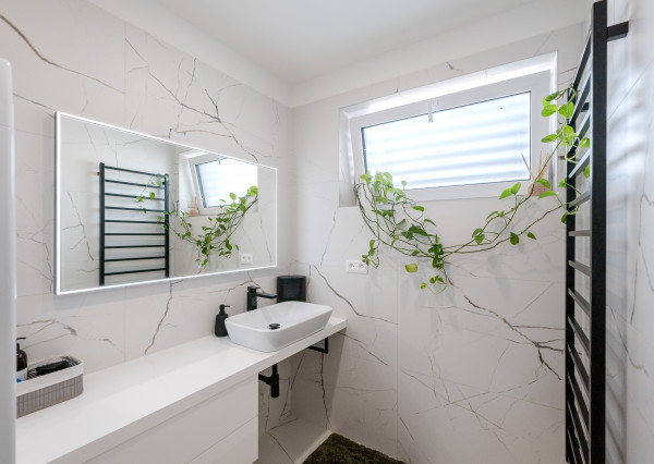 IBA U NÁS!Na predaj 4i rodinný dom, 588m2, Trenčianská Turná