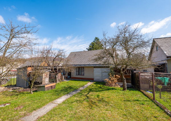 IBA U NÁS!Na predaj RD v obci Mojtín, okres Púchov