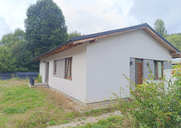 IBA U NÁS! Rodinný dom na predaj v obci Rudinská, KNM, 494m2