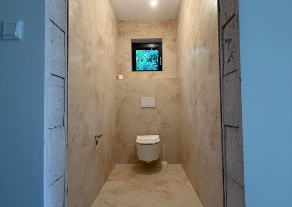 NA PREDAJ! Rodinný dom, pri Vajnorskom jazere