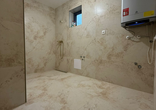 NA PREDAJ! Rodinný dom, pri Vajnorskom jazere