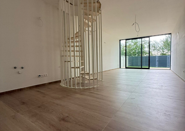 NA PREDAJ! Rodinný dom, pri Vajnorskom jazere