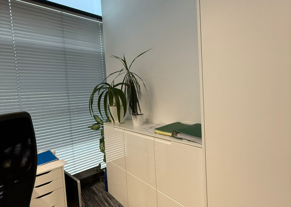 IBA U NÁS! Kancelársky priestor na prenájom (Koliba, 80 m²)