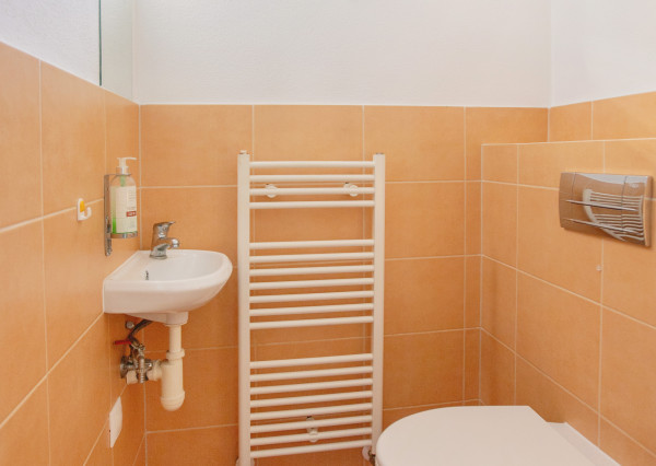 NA PRENÁJOM priestor v obci Bernolákovo, vhodný na ambulanciu a služby zamerané na starostlivosť o človeka