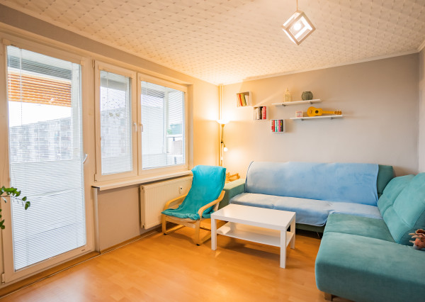 IBA U NÁS ! Priestranný 3i byt, 70m2, Trenčín, Hollého ul.