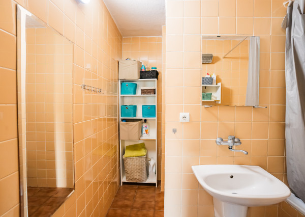 IBA U NÁS ! Priestranný 3i byt, 70m2, Trenčín, Hollého ul.