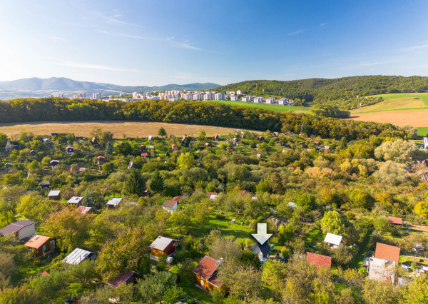 IBA U NÁS! Na predaj CHATA novostavba Trenčín Chrásť, 448 m2
