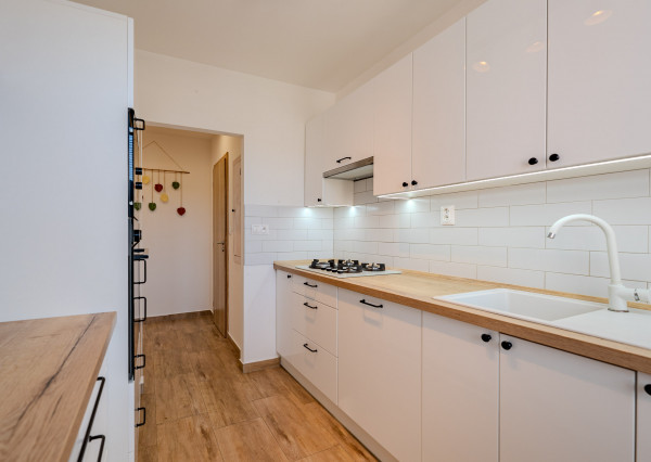 IBA U NÁS! Na prenájom 3izbový byt 64m2, Nové Mesto n/Váhom