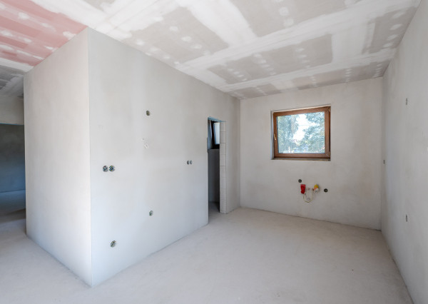 IBA U NÁS! Na predaj 3izbový dom v Pečeňanoch, 585m2, BNB