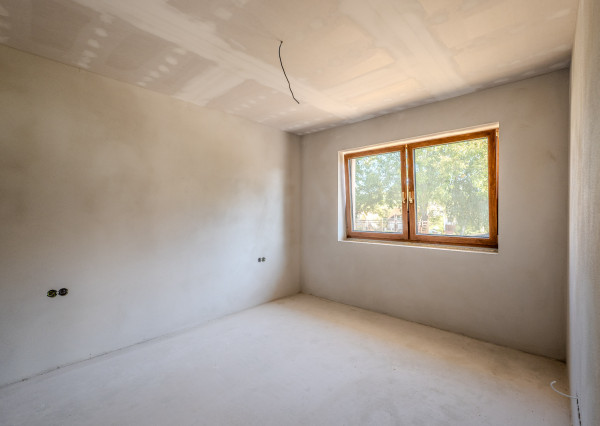 IBA U NÁS! Na predaj 3izbový dom v Pečeňanoch, 585m2, BNB