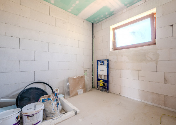 IBA U NÁS! Na predaj 3izbový dom v Pečeňanoch, 585m2, BNB