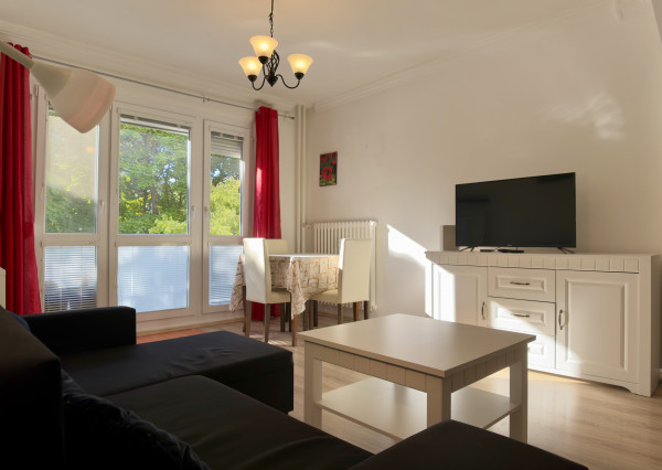 IBA U NÁS! 2,5 izbový byt s veľkým balkónom Račianskej ulici