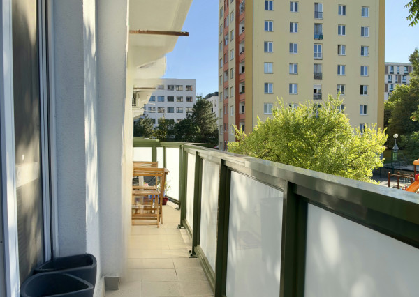 IBA U NÁS! 2,5 izbový byt s veľkým balkónom Račianskej ulici