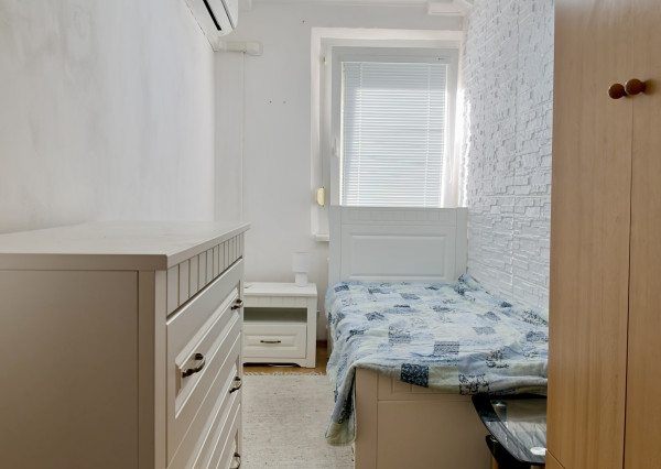 IBA U NÁS! 2,5 izbový byt s veľkým balkónom Račianskej ulici