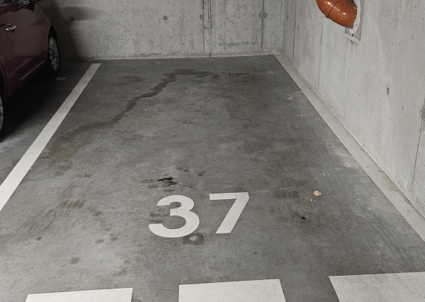 IBA U NÁS! Na predaj garáž v novostavbe Panónka