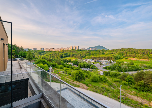 IBA U NÁS! Novostavba 3i bytu v štandarde , Pov. Bys., 71m2