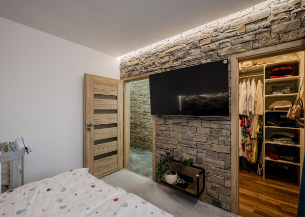 IBA U NÁS! Na predaj 4i bungalov s bazénom, Dunajská S,735m2