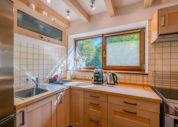 IBA U NÁS! Výnimočný rodinný dom, pozemok 973 m2, Makov