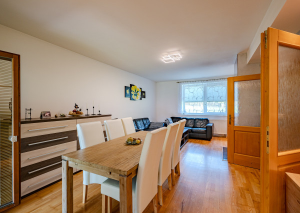 IBA U NÁS! Na predaj rodinný dom - Hor. Vadičov, okres KNM