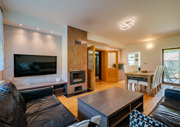 IBA U NÁS! Na predaj rodinný dom - Hor. Vadičov, okres KNM