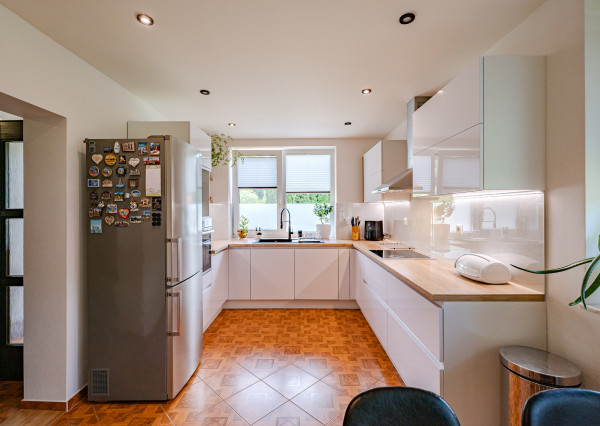 IBA U NÁS! Na predaj rodinný dom - Hor. Vadičov, okres KNM