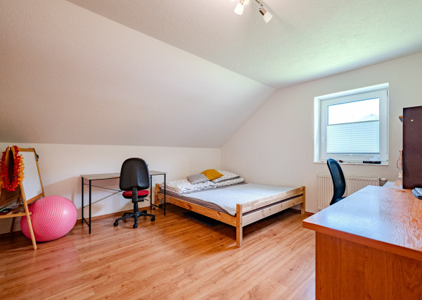 IBA U NÁS! Na predaj rodinný dom - Hor. Vadičov, okres KNM