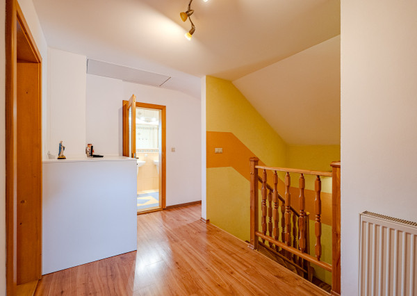 IBA U NÁS! Na predaj rodinný dom - Hor. Vadičov, okres KNM