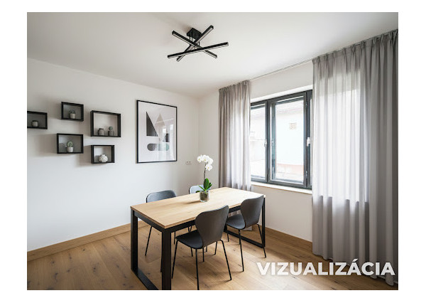 IBA U NÁS! Dom s väčšou záhradou a výhľadom - Dubnica n./V.