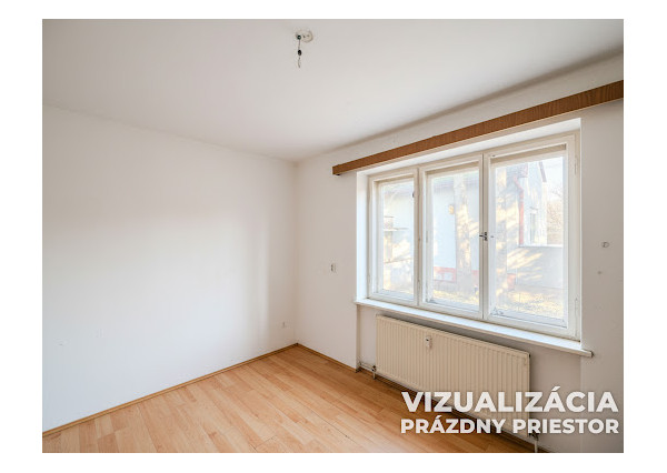 IBA U NÁS! Dom s väčšou záhradou a výhľadom - Dubnica n./V.