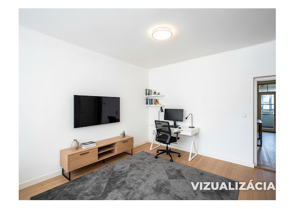 IBA U NÁS! Dom s väčšou záhradou a výhľadom - Dubnica n./V.