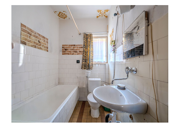 IBA U NÁS! Dom s väčšou záhradou a výhľadom - Dubnica n./V.