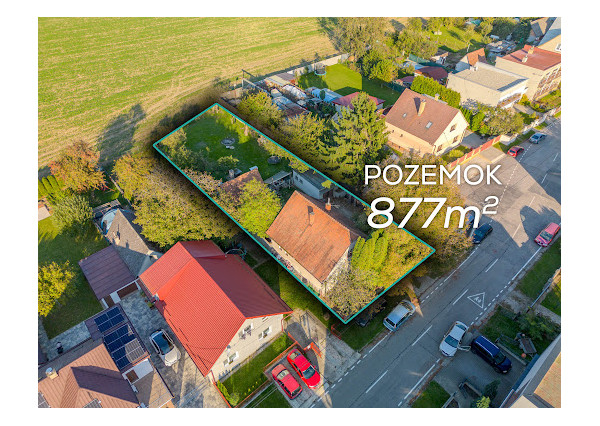 IBA U NÁS! Dom s väčšou záhradou a výhľadom - Dubnica n./V.