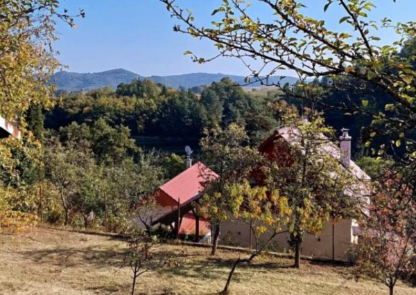 NA PREDAJ!Krásny pozemok na výstavbu Banská Štiavnica 738m2