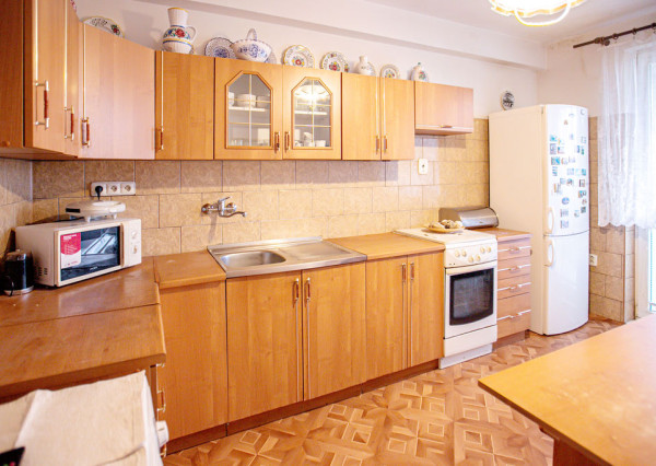 REZERVOVANÝ! Na predaj veľký 3-izbový byt, Bratislava-Rača