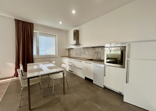 NA PREDAJ krásny 3-izbový byt, Bratislava-Rača