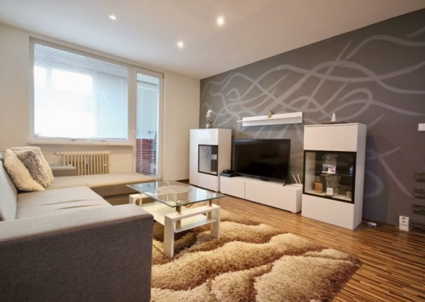 NA PREDAJ! 3 izbový byt, 66m2 + loggia, sídlisko II, Prešov