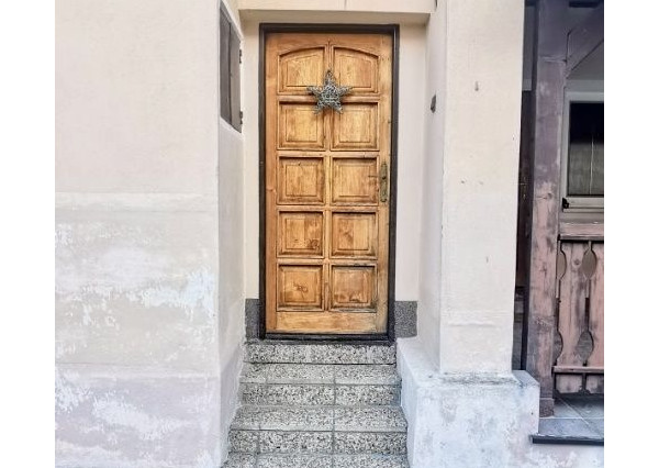 IBA U NÁS: Vidiecky dom so saunou a 3 spálňami – Cerová