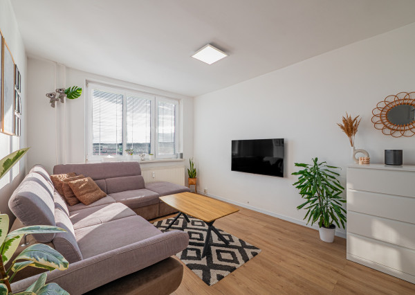 REZERVOVANÉ! Na prenájom 2 izbový byt, Ostravská, Košice Juh