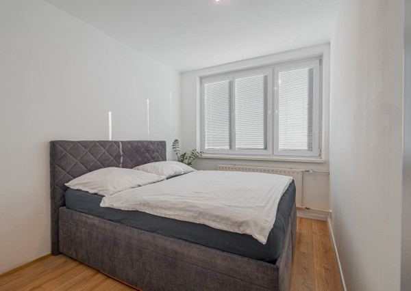 REZERVOVANÉ! Na prenájom 2 izbový byt, Ostravská, Košice Juh