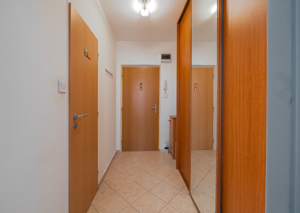 REZERVOVANÉ! Na prenájom 2 izbový byt, Ostravská, Košice Juh