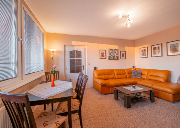 IBA U NÁS! 3 izbový byt KE-Západ 56 m2 s loggiou