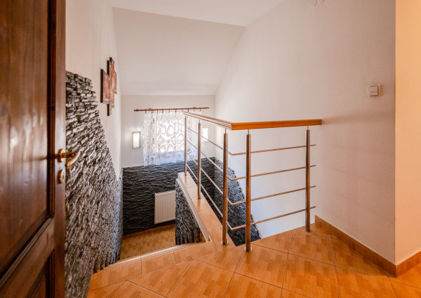 IBA U NÁS! Na predaj 6i rodinný dom v Čadci, 473m2