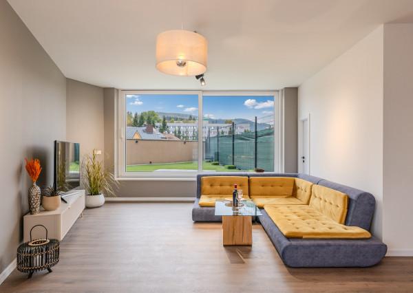 IBA U NÁS! Na predaj 3i nádherný byt v centre Čadce, 204m2