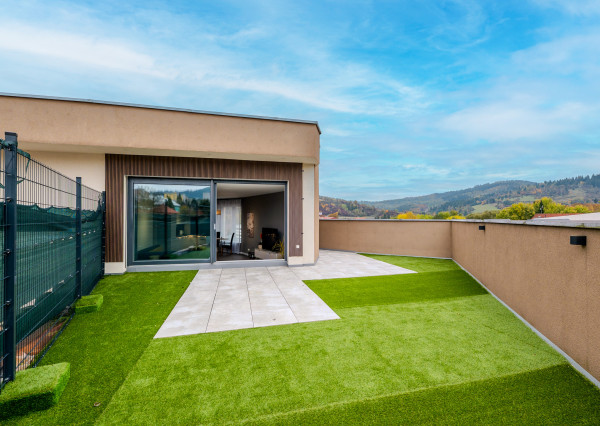 IBA U NÁS! Na predaj 3i nádherný byt v centre Čadce, 204m2