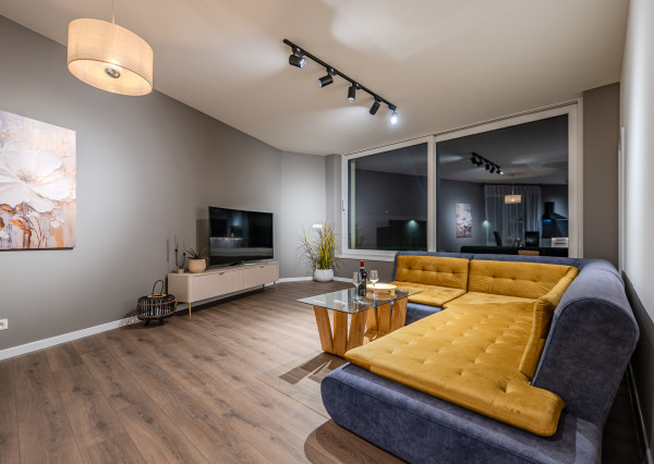 IBA U NÁS! Na predaj 3i nádherný byt v centre Čadce, 204m2