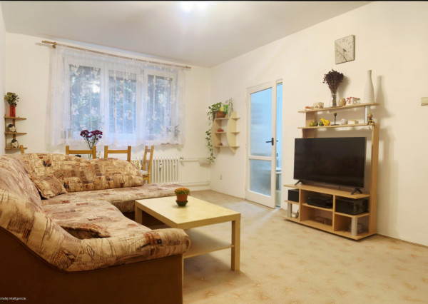 IBA U NÁS! Na predaj 3 izbový priestranný byt, BA-Ružinov