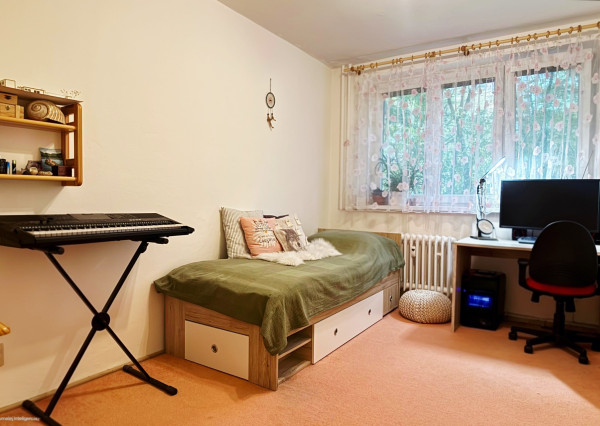 IBA U NÁS! Na predaj 3 izbový priestranný byt, BA-Ružinov