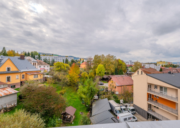IBA U NÁS! Na predaj 3i štýlový byt v centre Čadce, 202m2