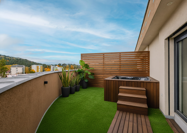 IBA U NÁS! Na predaj 3i štýlový byt v centre Čadce, 202m2