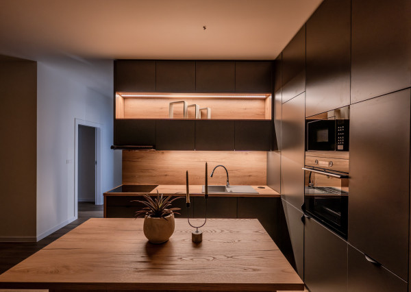 IBA U NÁS! Na predaj 3i štýlový byt v centre Čadce, 202m2